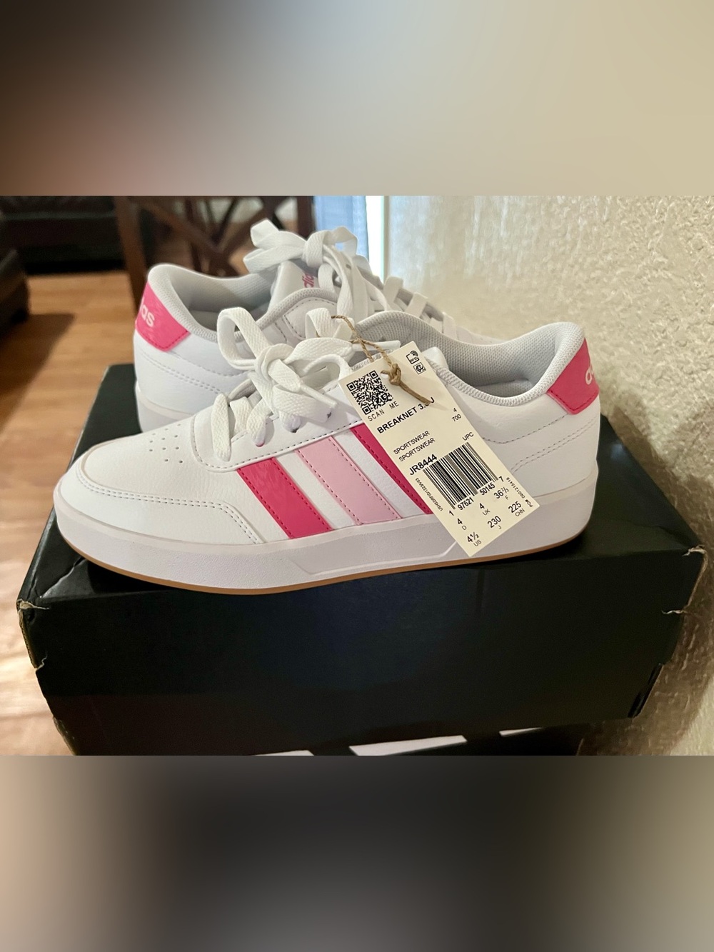 adidas Breaknet 3.0 J White Sneakers with Pink Stripes